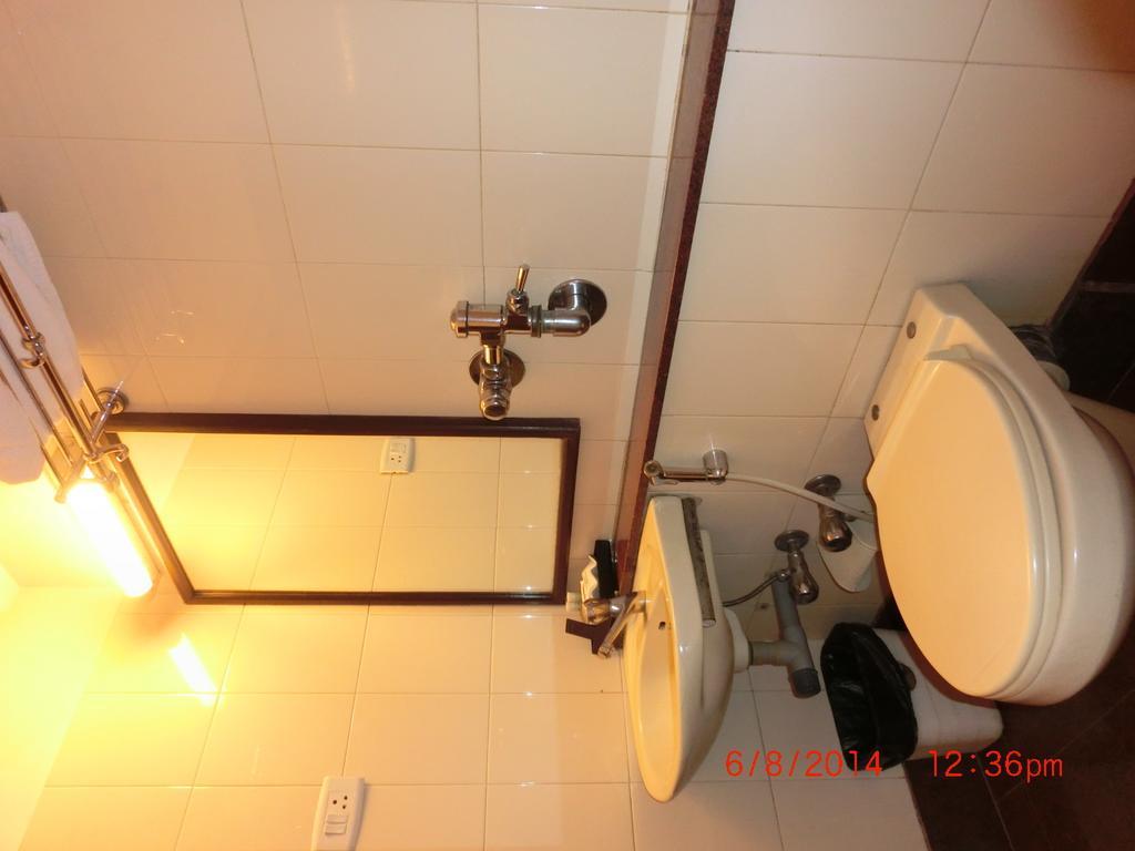 Hotel Thulashi Park Chennai Zimmer foto