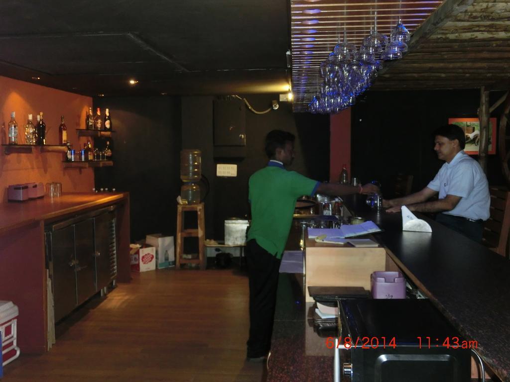 Hotel Thulashi Park Chennai Exterior foto